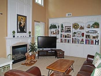 3rd image of 2194 Everleigh Dr
