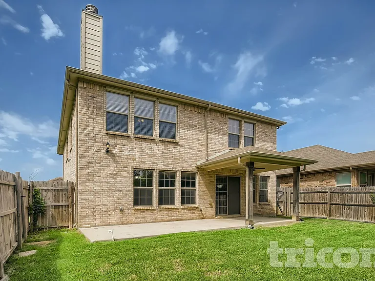 5281 Placid Dr — Photo 4
