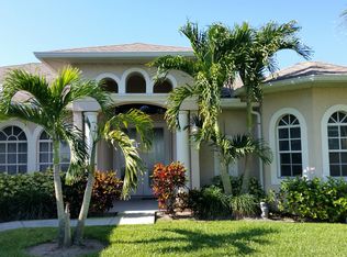 908 SW 36th Ter, Cape Coral, FL 33914