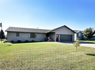 541 6th St NW, Richmond, MN 56368