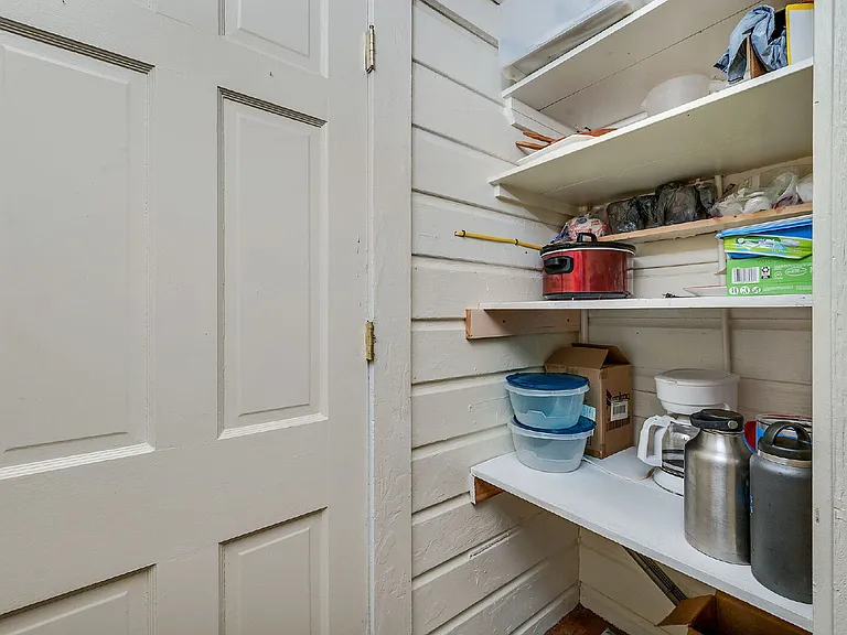 1030 Walton Dr — Photo 14