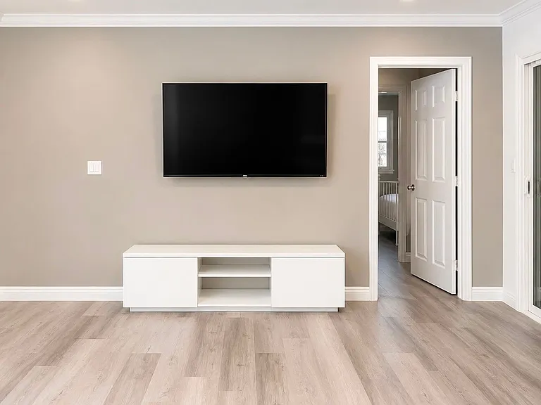 10084 Brenda Ave — Photo 4