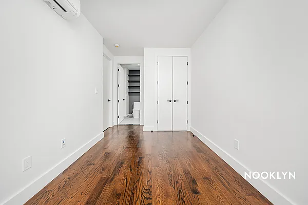 Rented by Nooklyn NYC LLC | media 10