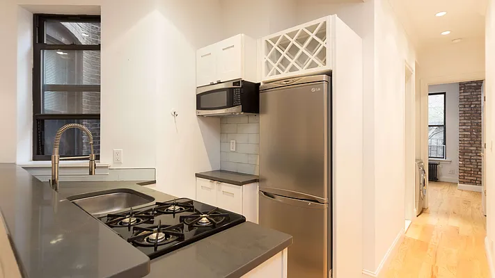 Rented by Nooklyn NYC LLC | media 34