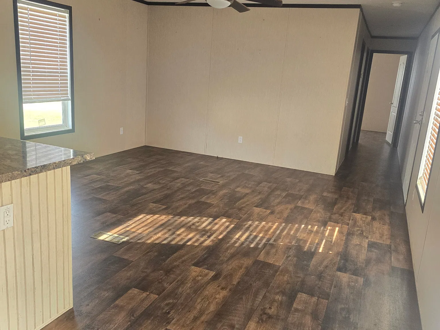 3 bed, $895 — Photo 3