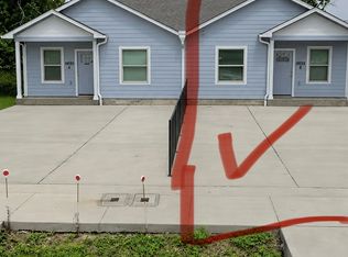 10124 Silvercrest St #B, Houston, TX 77076