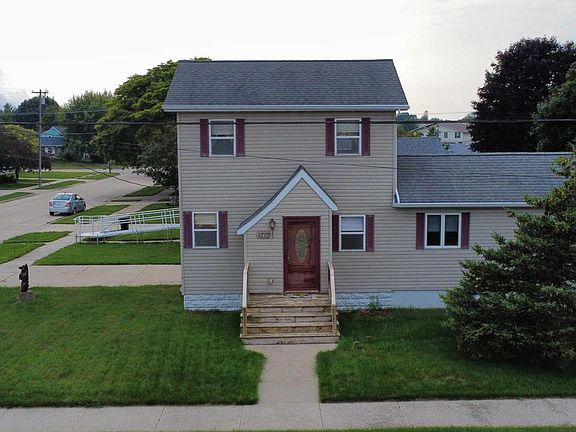 3rd image of 2700 Jackson STREET