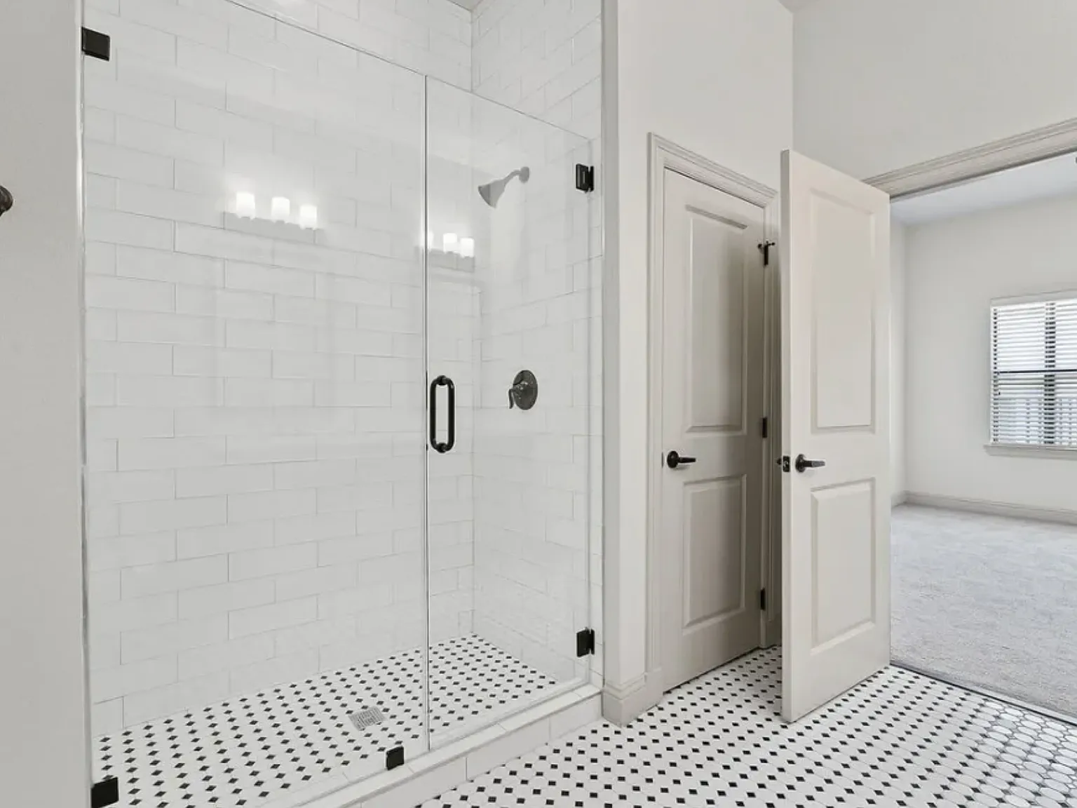 2 bed, 2.5 bath, 1463 sqft, $2,415 — Photo 4
