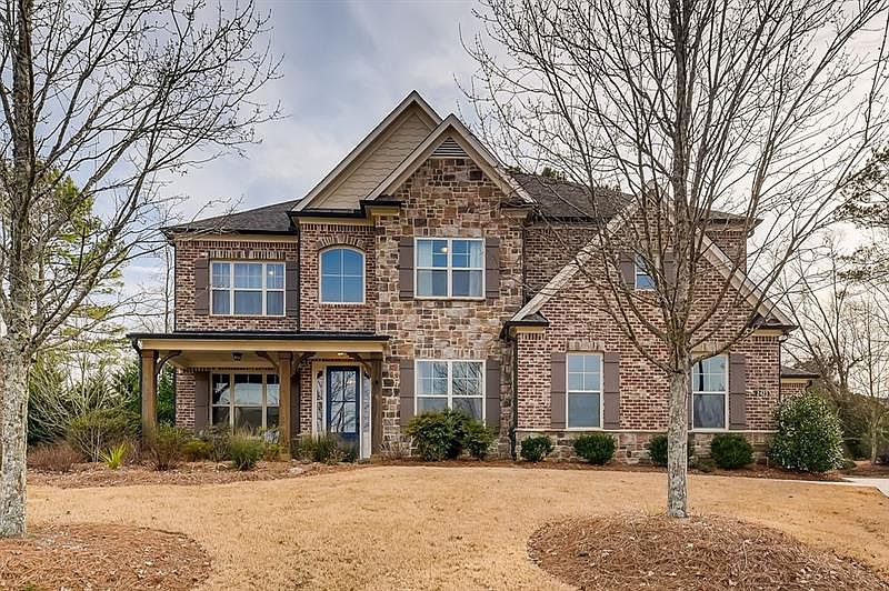 1st image of 2423 Brewer Way NE