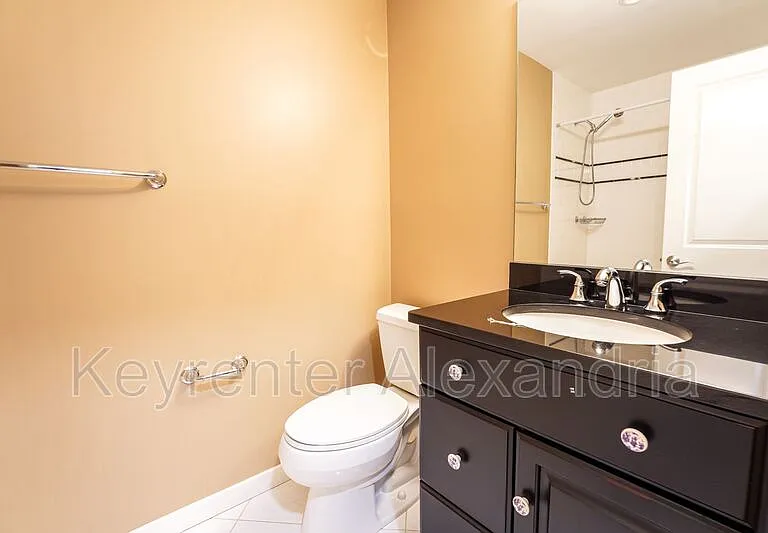 906 Neal Dr — Photo 20