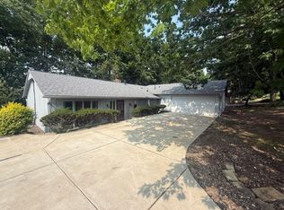 17482 Falling Water Rd, Strongsville, OH 44136