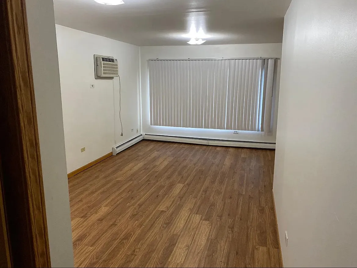 3 bed, 1500 sqft, $1,800 — Photo 4