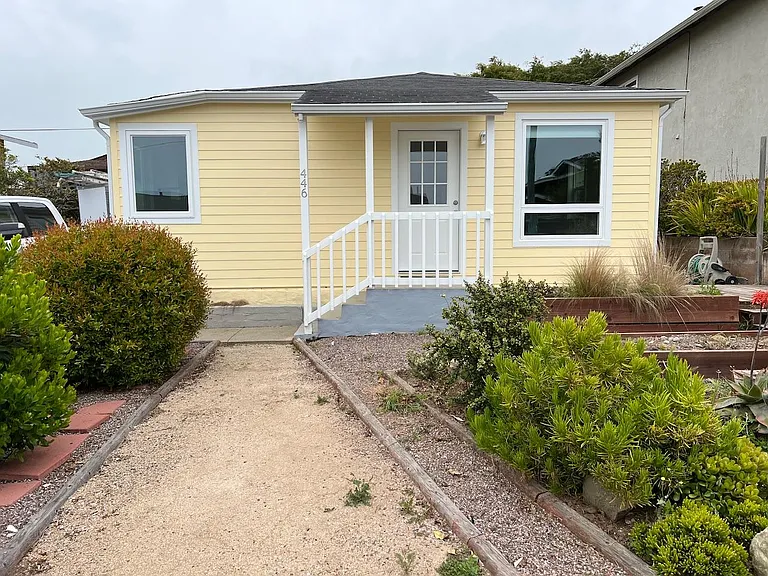 446 Tulare Ave — Photo 1