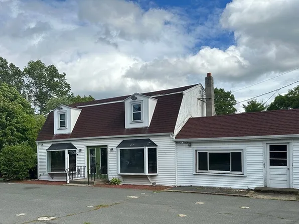 409 Lynn Fells Pkwy, Saugus, MA 01906