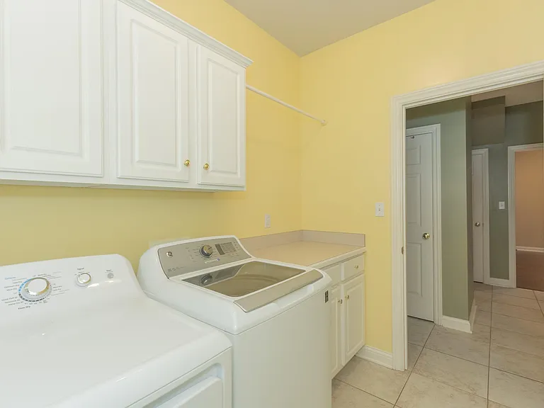 4595 Prescot Dr — Photo 21
