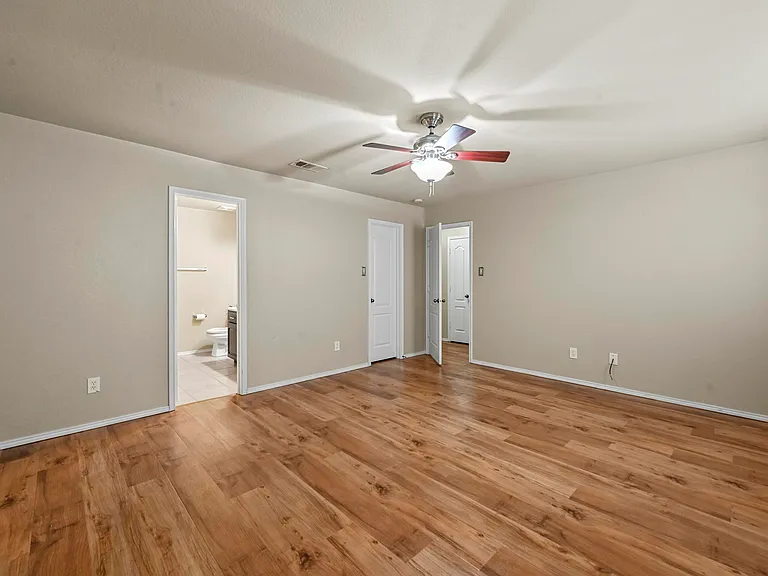 12482 Shepherds Hill Ln — Photo 20