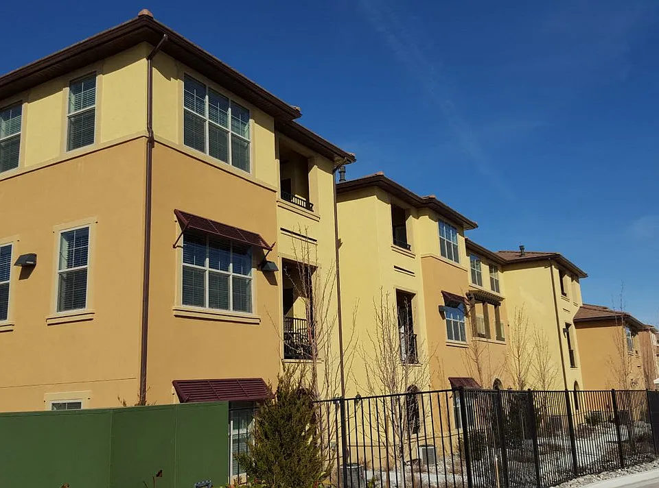 Building Photo 3