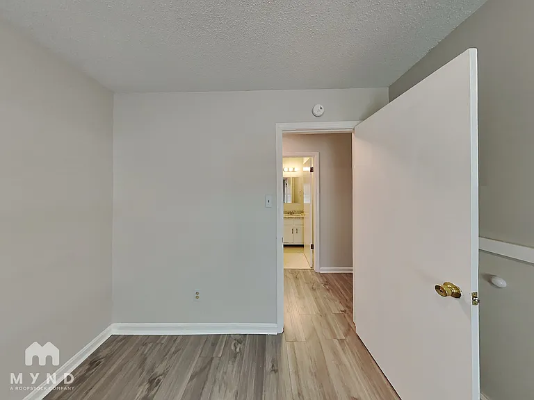 151 Wilson St — Photo 11