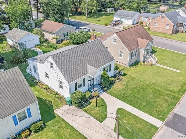 221 Wright Ave, Colonial Heights, VA 23834