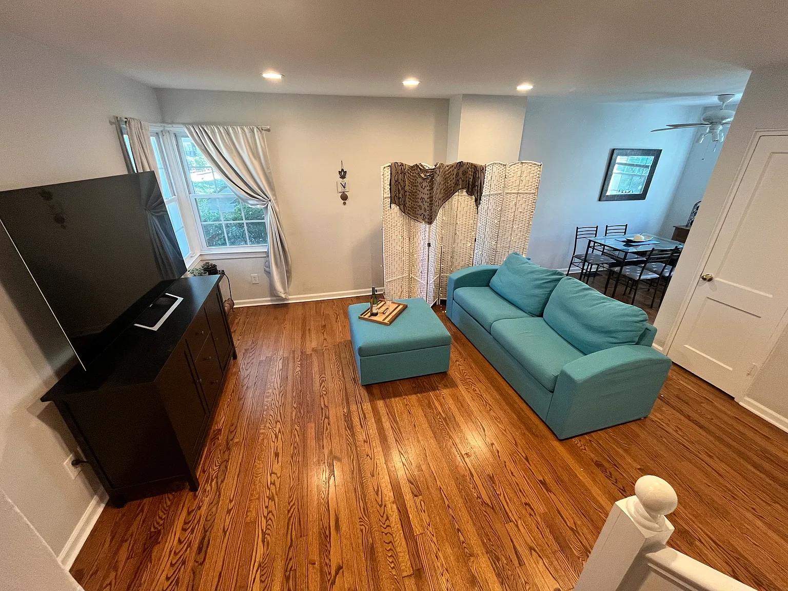 339 Wakefield Dr — Photo 2
