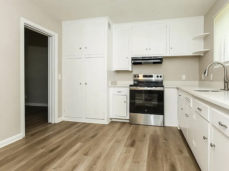 5220 Seaspray Ave — Photo 5