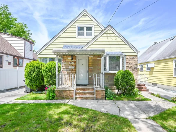157-11 26th Avenue, Flushing, NY 11354