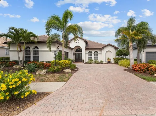 7622 Desert Inn Way, Lakewood Ranch, FL 34202