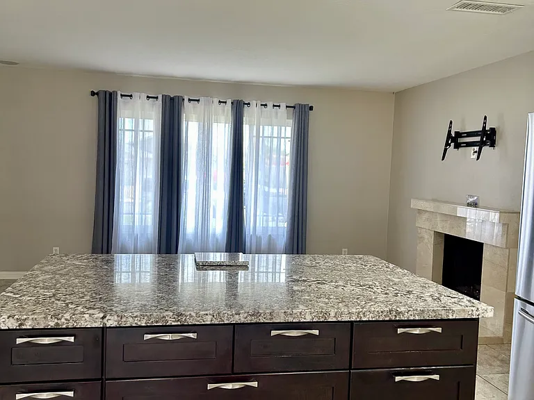 10060 Northrup Point — Photo 12
