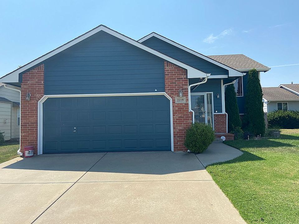 Front View, 2 Car park drive