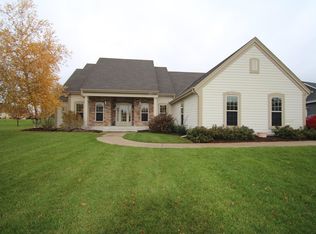 W351N5800 Westshore Rd, Oconomowoc, WI 53066
