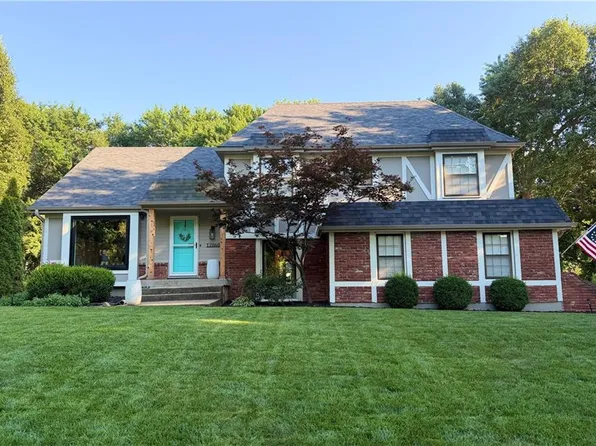 12860 Sagamore Rd, Leawood, KS 66209