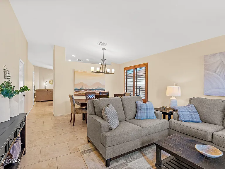 4906 N Sabino Gulch Ct — Photo 5