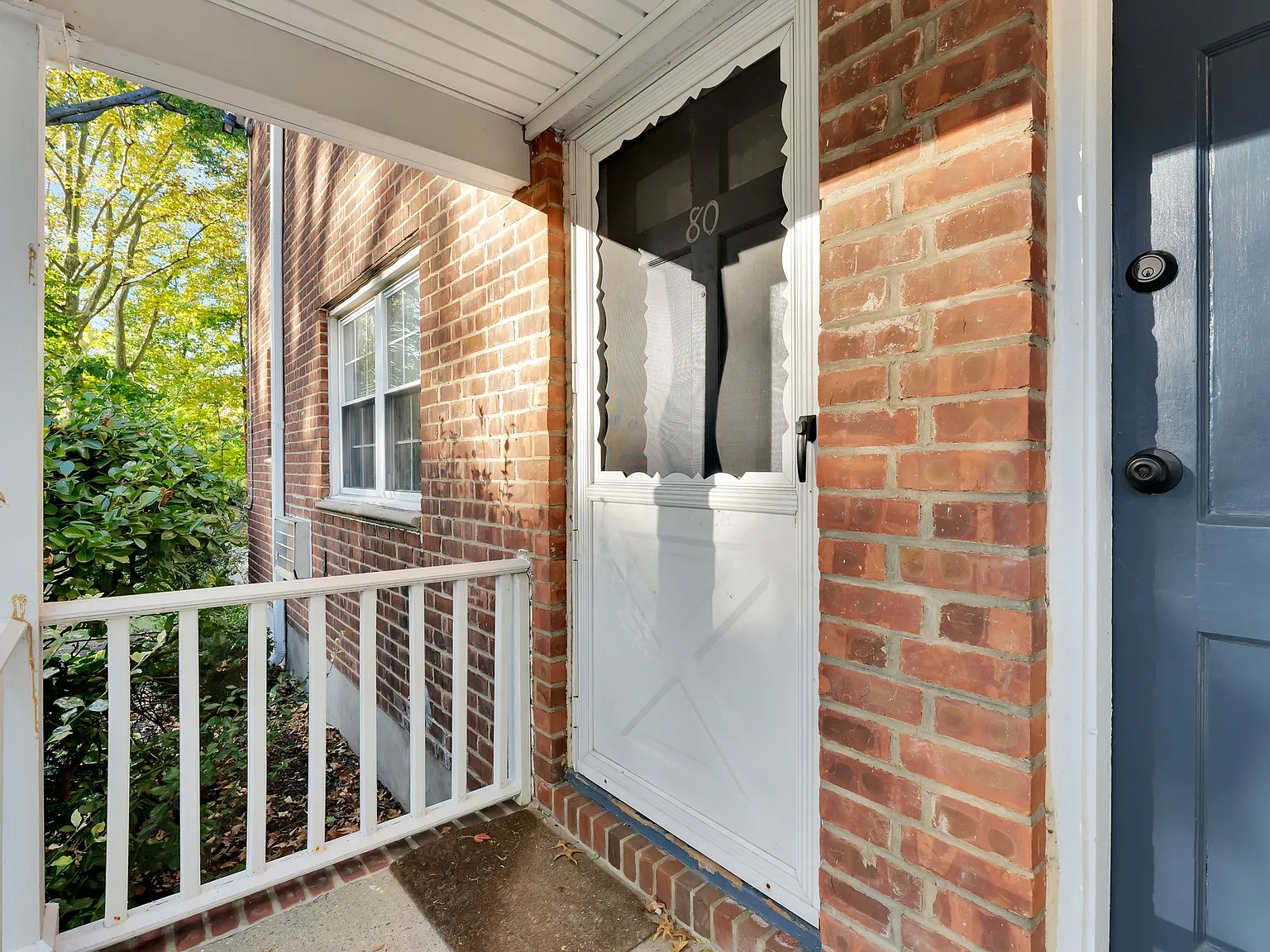 80 Clark Ct — Photo 3