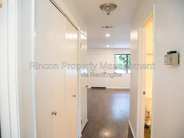 584 Doyle Ln — Photo 14