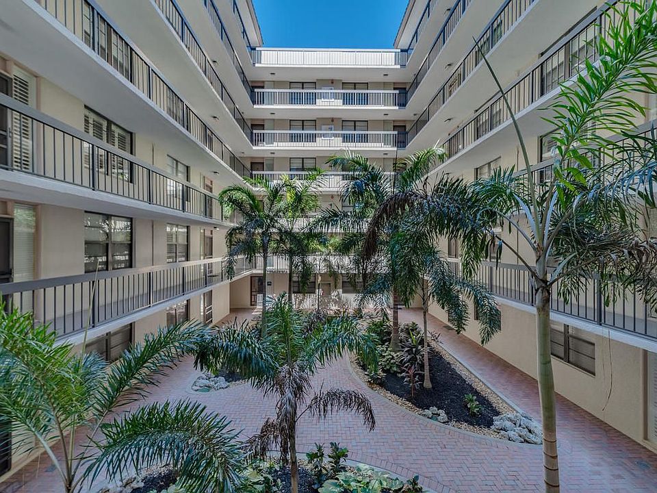 1st image of 693 Seaview Ct APT 201