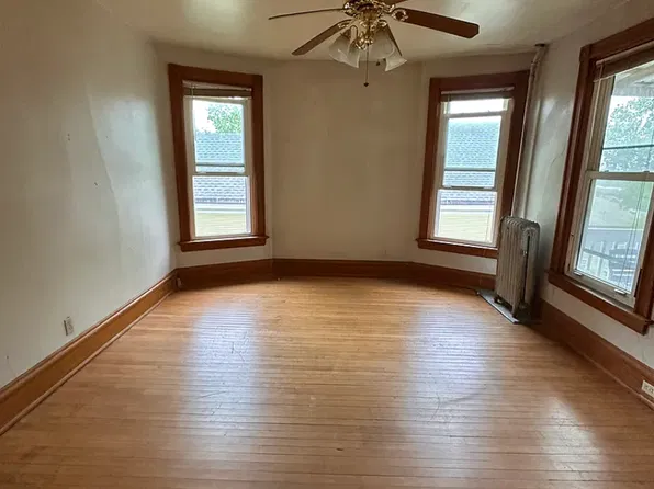 542 W 11th St, 542 W 11th St #5, Dubuque, IA 52001