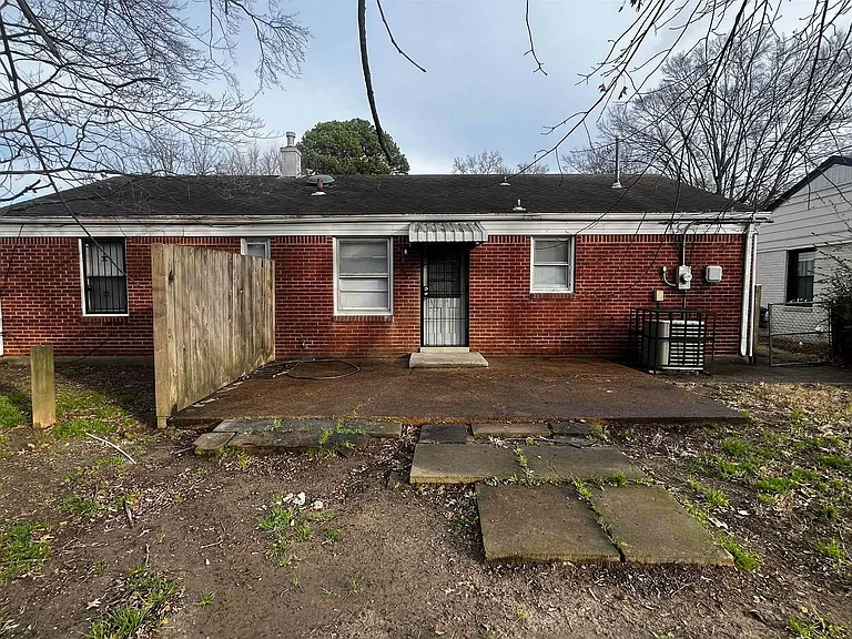 4667 Violet Ave — Photo 15