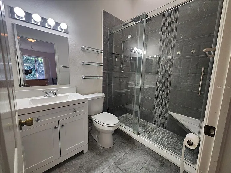 8637 Hunters Key Cir #8637 — Photo 28