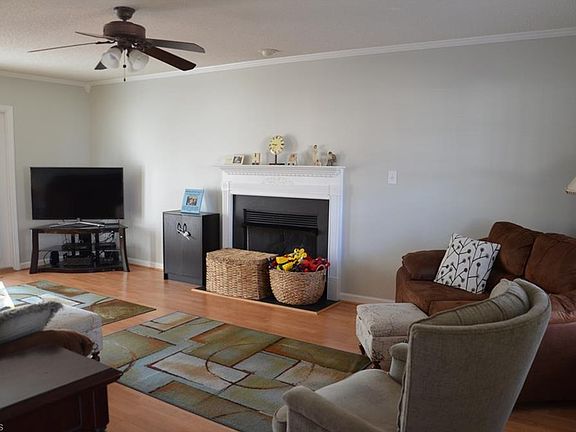 Light & Bright Great Room