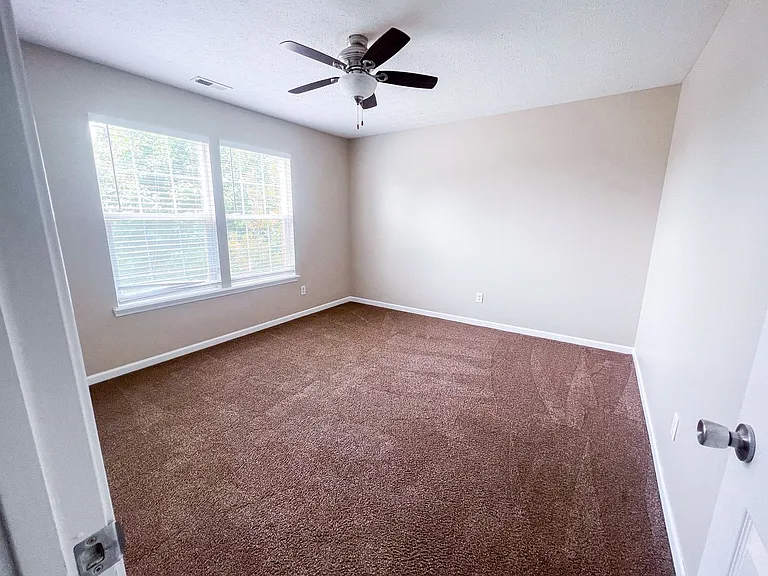 10640 Northern Dancer Dr — Photo 36