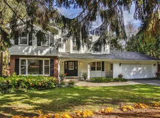 1181 Kenilworth Dr, Woodbury, MN 55125