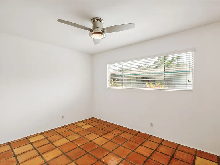 622 S. Warm Sands Dr. — Photo 8