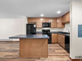 610 Gray St Apartments