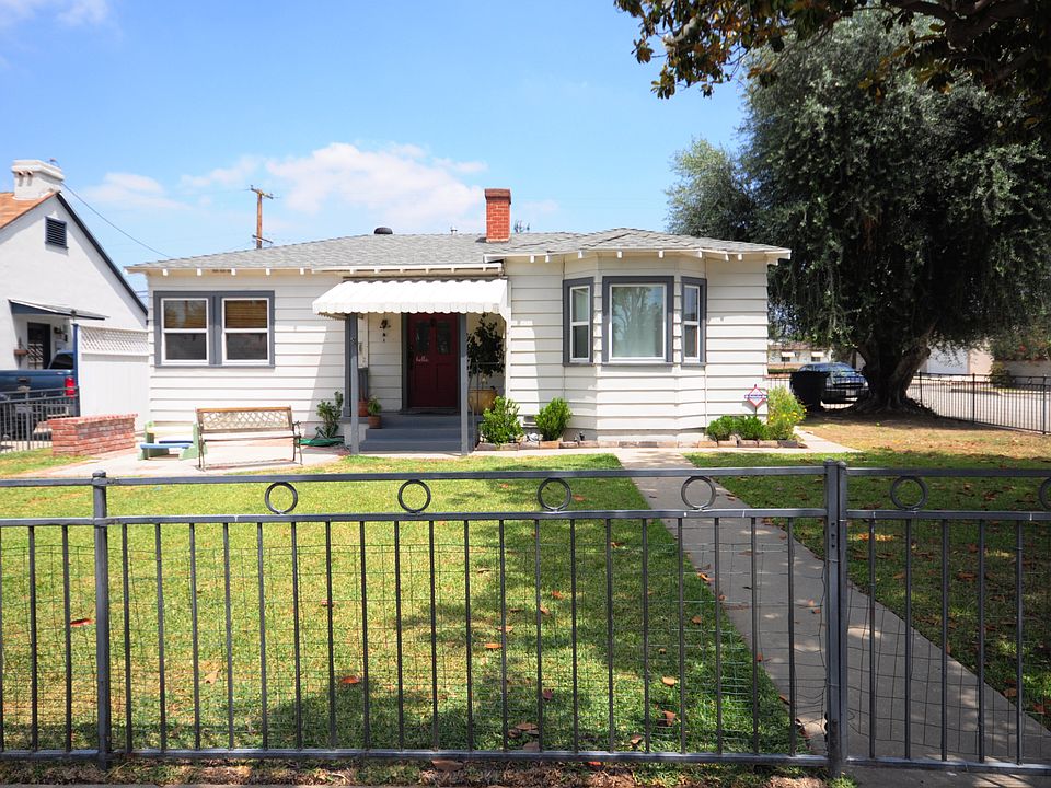 1st image of 385 E Italia St