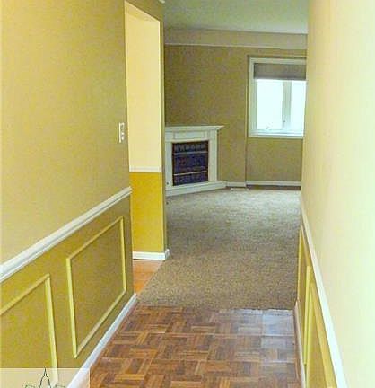 3rd image of 2519 Deerfield Ave