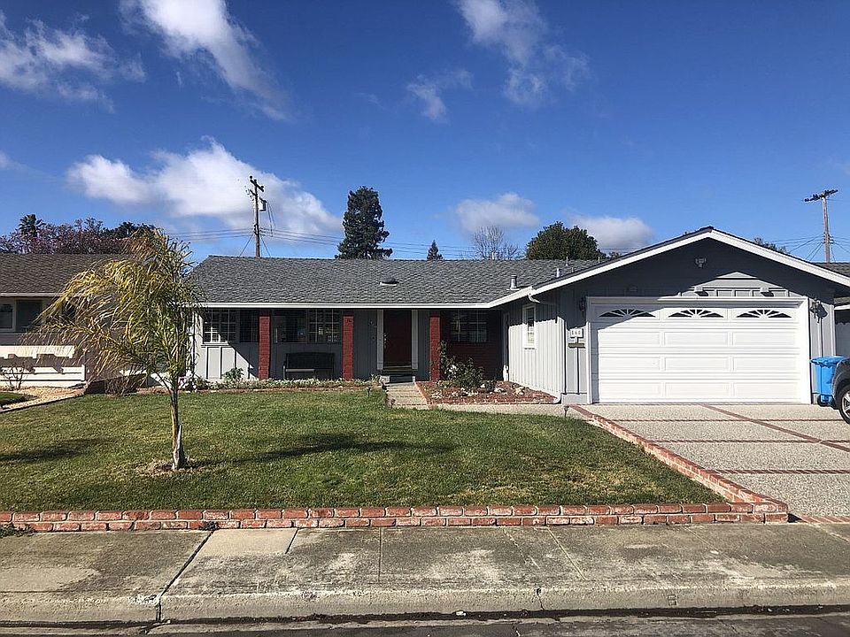 1st image of 160 Arcadia Ave