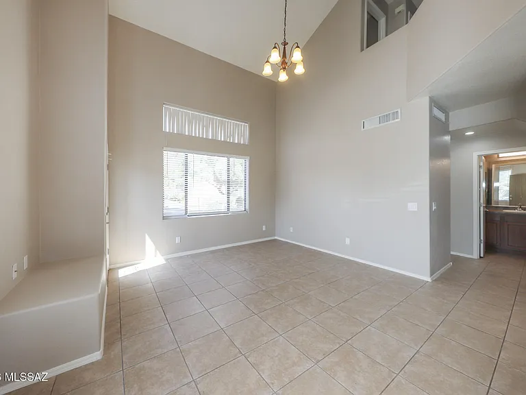 4061 N Weimer Pl #26 — Photo 3