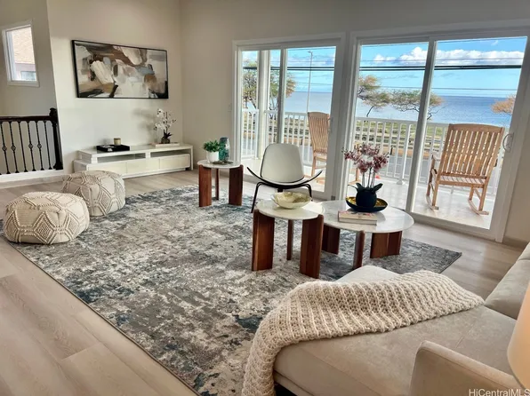 87-1406 Farrington Hwy #A, Waianae, HI 96792
