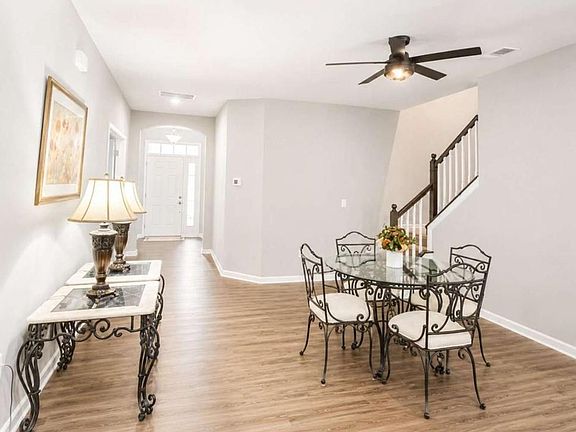 5th image of 24 Aspen Way