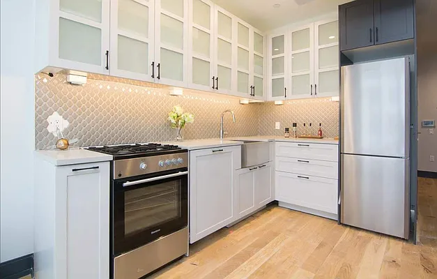 Rented by The KCI Group | media 7